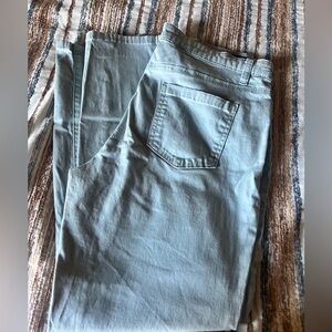 Size 10 Buffalo by David Bitton skinny ankle pants.